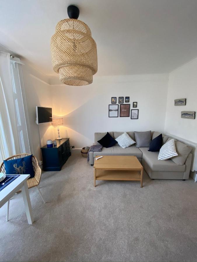 Centrally Located, Comfortable Apartment Near Station, Beach And North Laines Hove Esterno foto